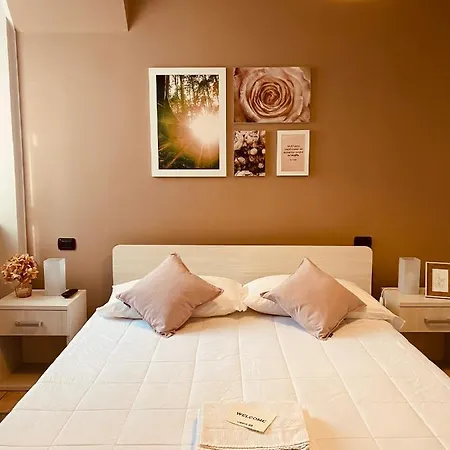Corte 22 E Guest house Borgomanero